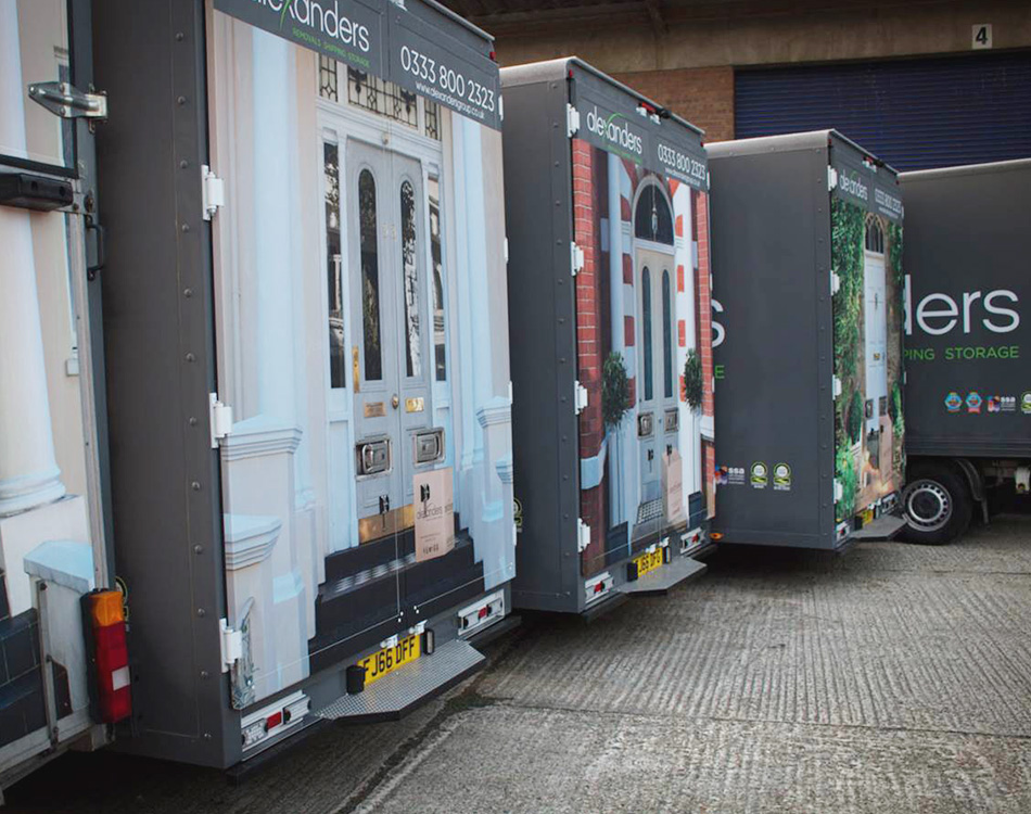 alexanders_livery_doors
